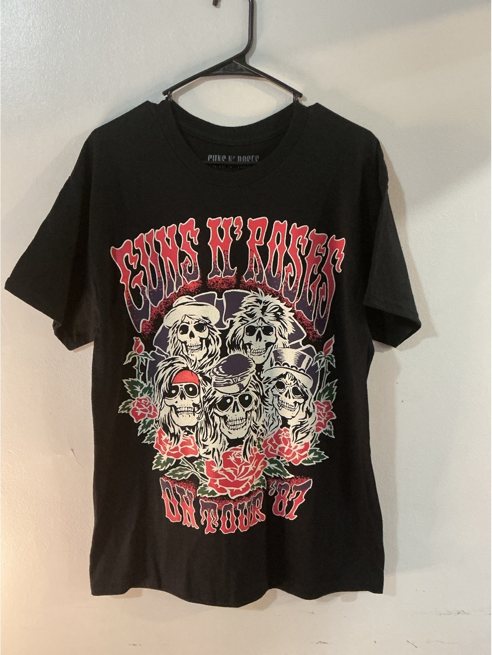 Guns N’ Roses shirt